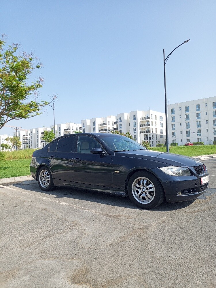 بي ام 320 - 2