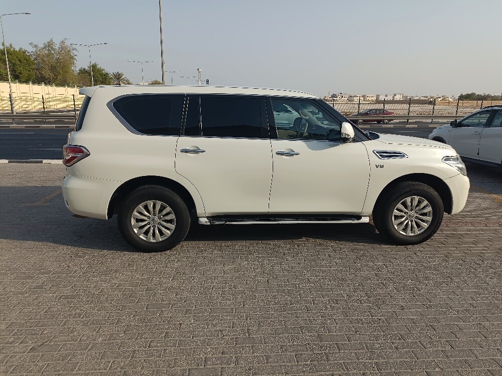 Nissan - 11