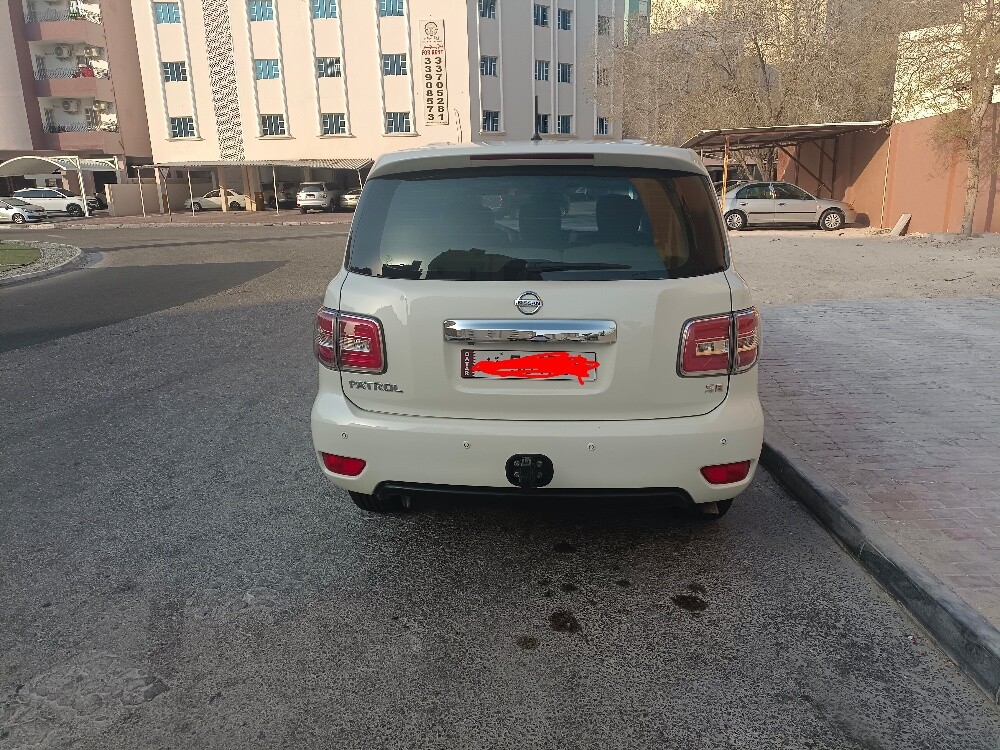Nissan - 2