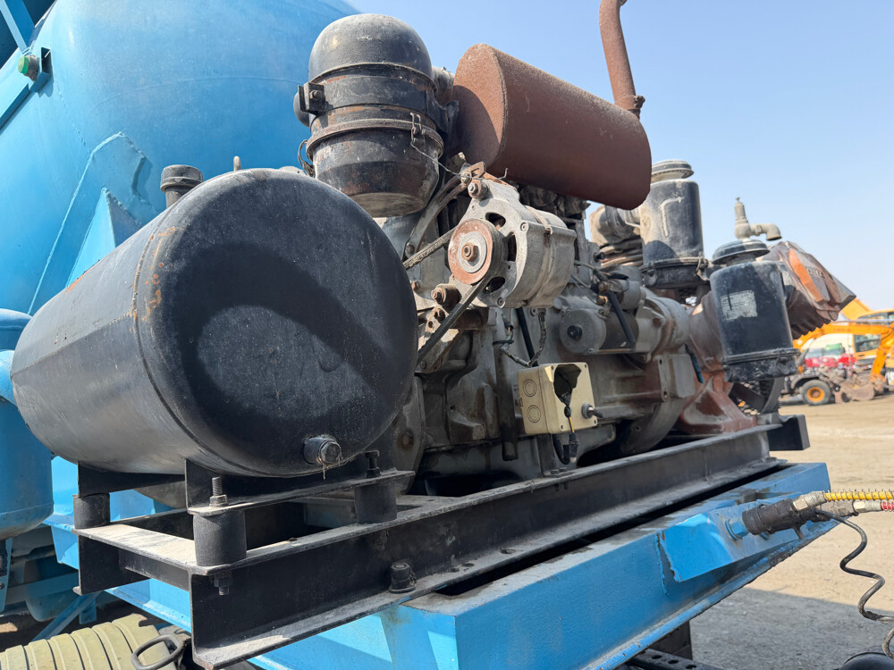 2015 cement bulker - 3