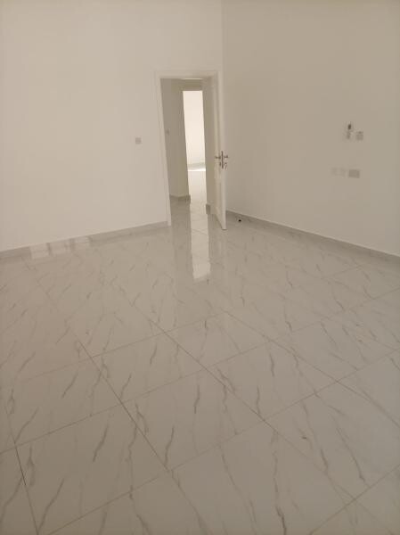 Brand-new villa in Umm Al-Amd. - 14