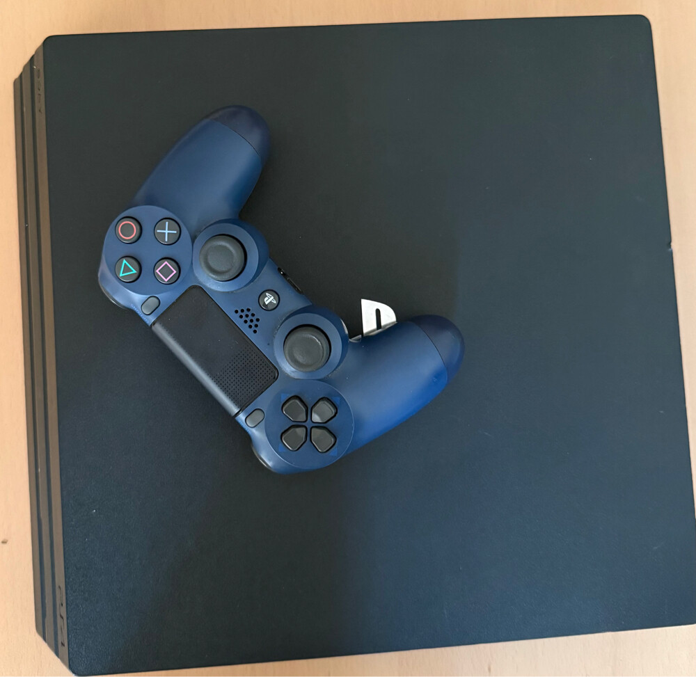 ps4 pro - 3