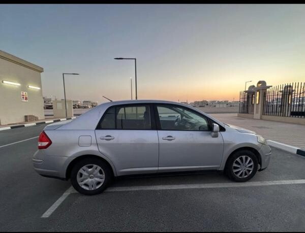 Nissan Tida 2011 - 3
