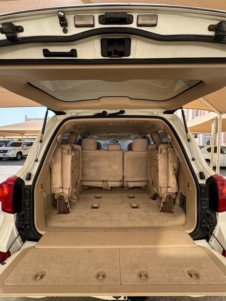 2014 GXR V8 LOW KM FOR SALE - 7