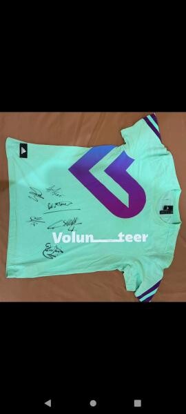 Original T-shirts with signatures - 2