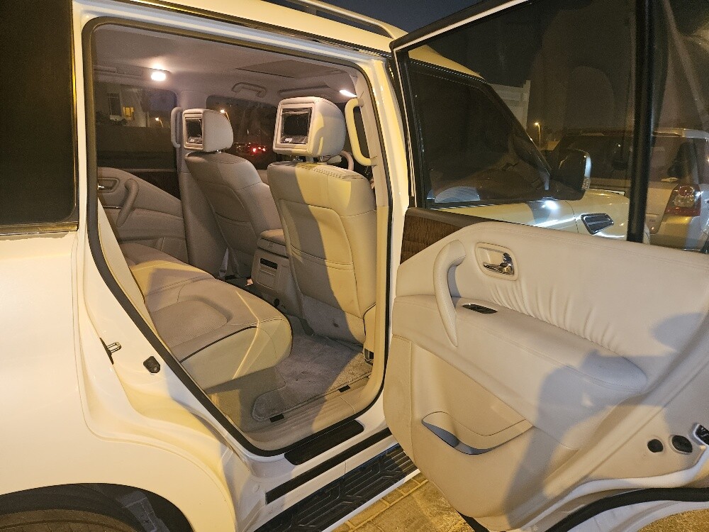 Nissan Patrol Platinum SE - 7