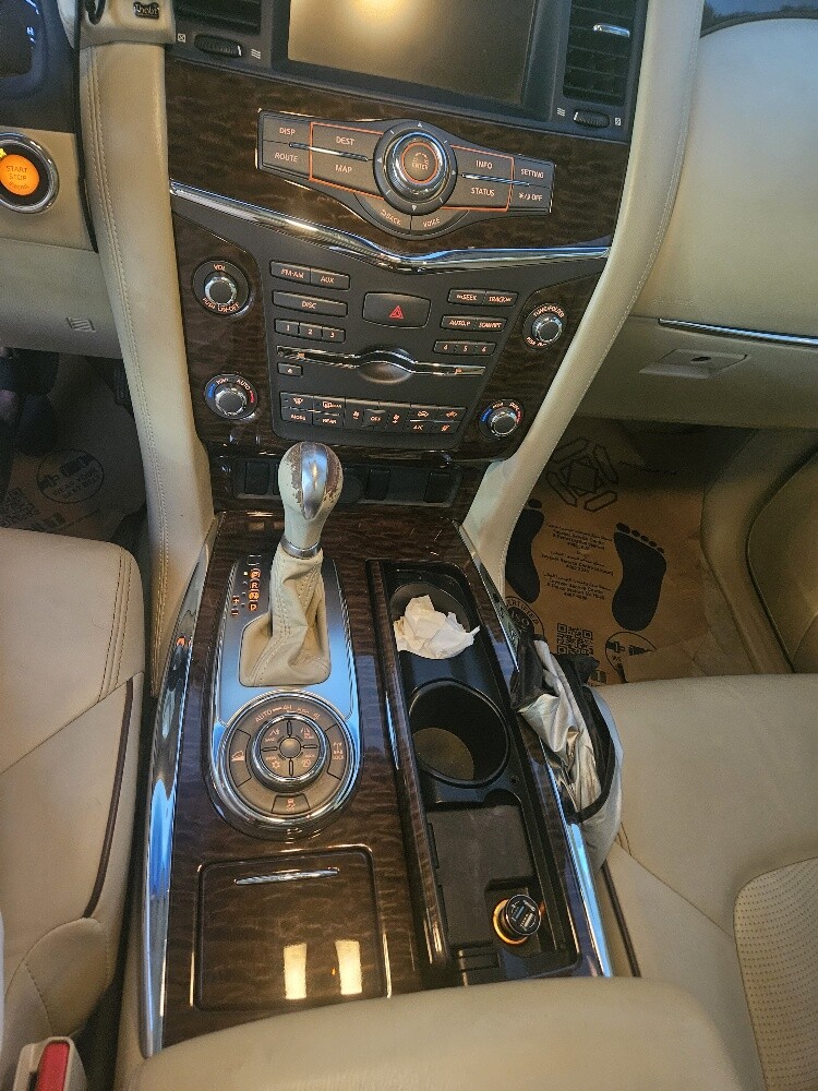 Nissan Patrol Platinum SE - 10