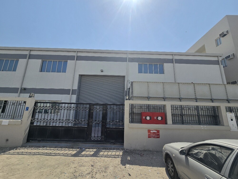 For rent workshop in industrial are - 17