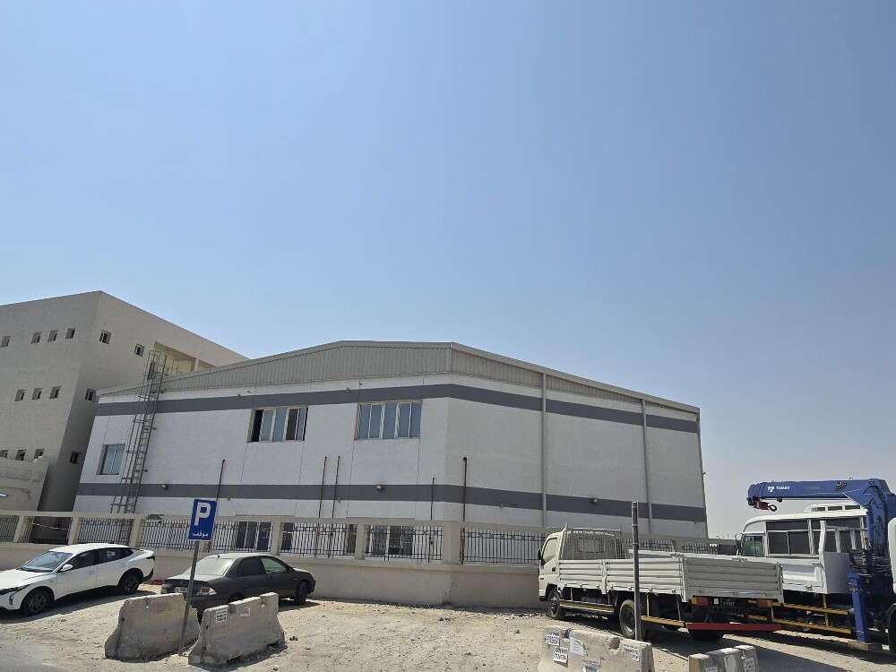 For rent workshop in industrial are - 2