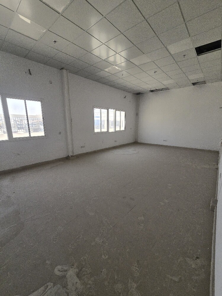For rent workshop in industrial are - 11