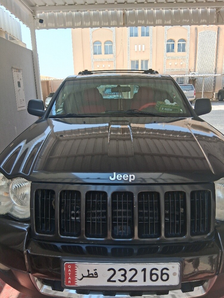 JEEP LAREDO 4X4 - 5