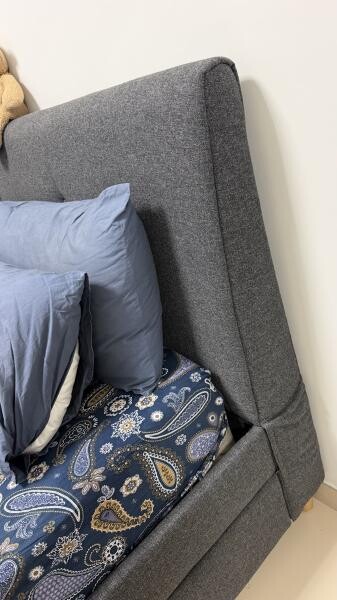 IKEA queen size with 2 mattress - 5