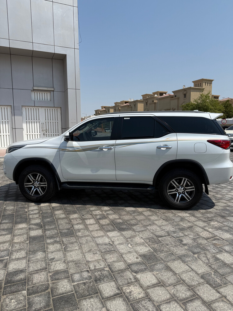 toyota fortuner - 3