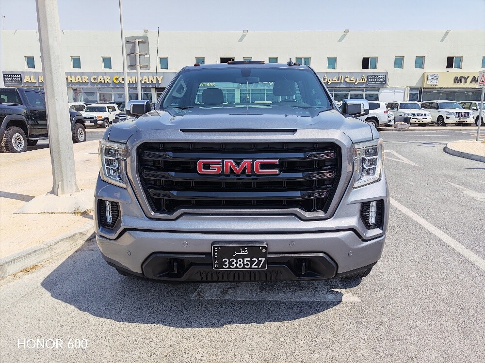 GMC Electronics - 1