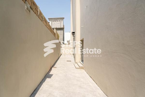 Modern Villa for sale in Umm Qarn - 13