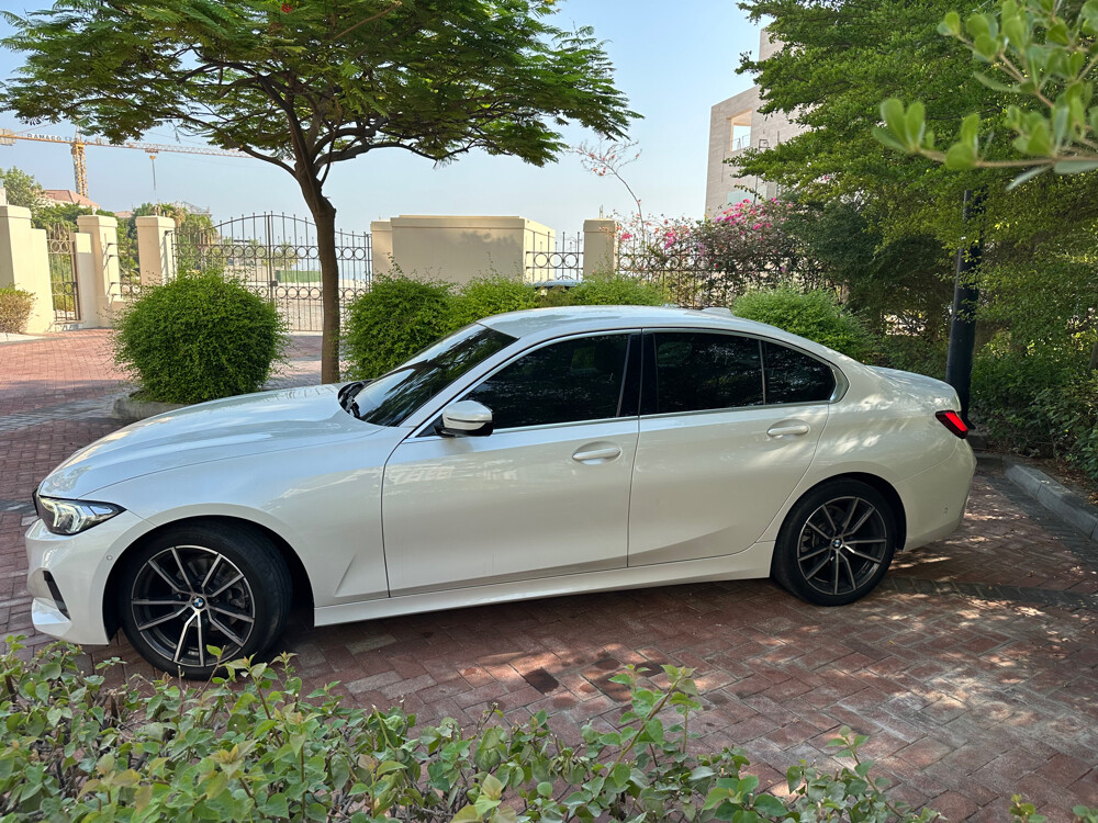 BMW 320i 2023 | 44,000 KM - 3