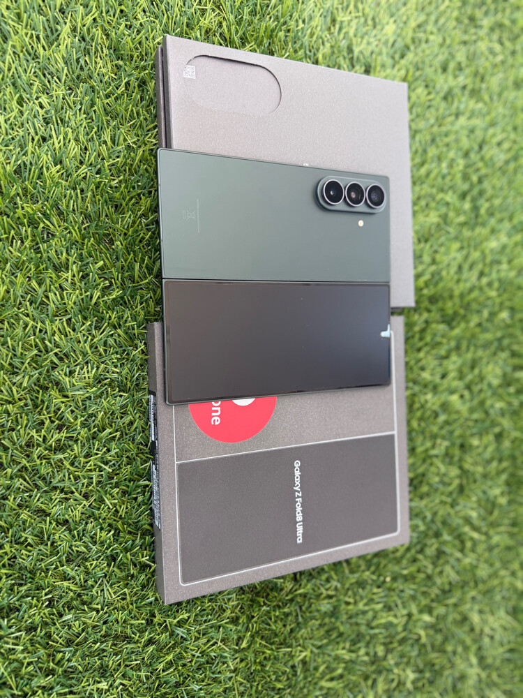 Samsung Z fold 8 ultra 512gb - 4