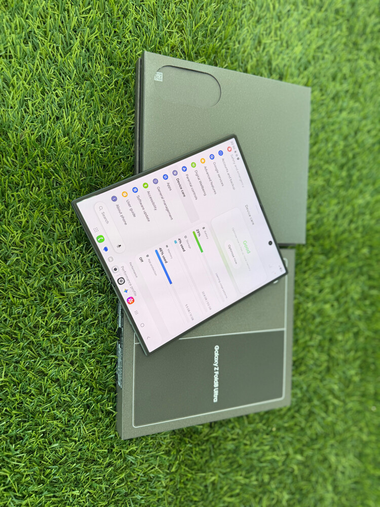 Samsung Z fold 8 ultra 512gb - 2