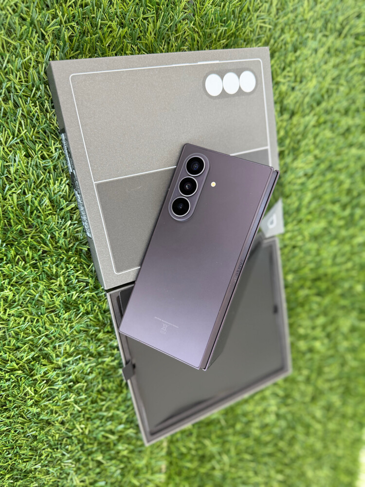 Samsung Z Fold 8 ultra 256gb purple - 2