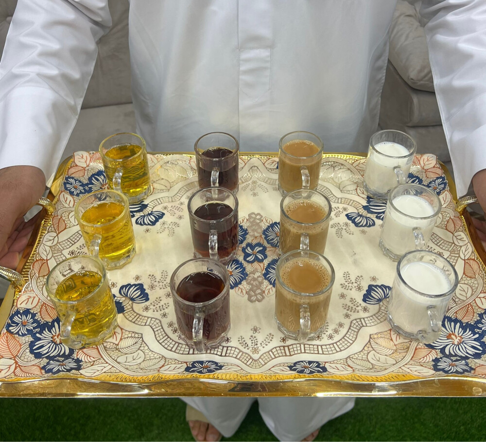 مقهويين شباب مع العده ولأ أغراض - 2