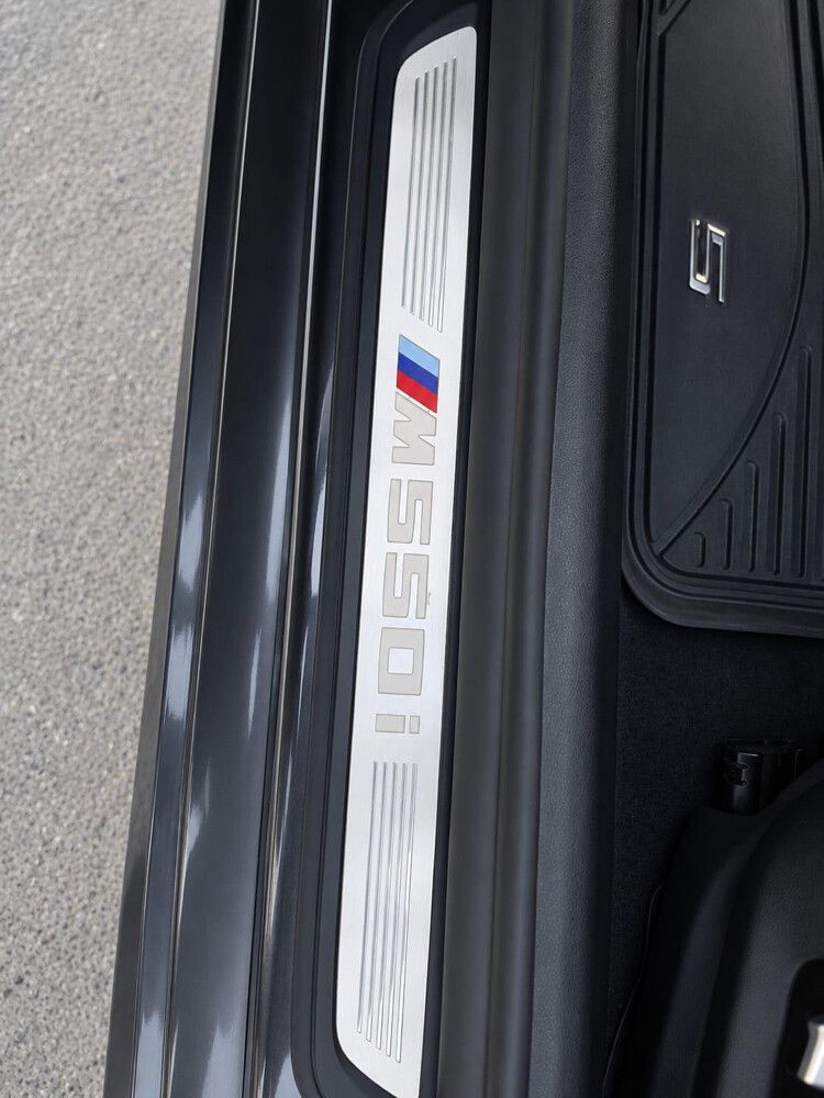 BMW M550i xDrive 2020  - 7