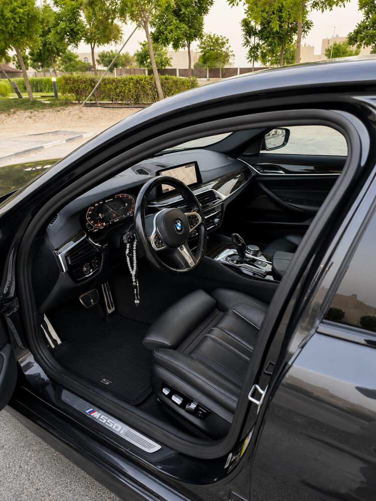 BMW M550i xDrive 2020  - 4