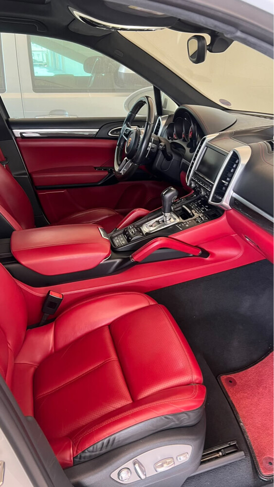 Porsche  GTS  4 sale   - 4