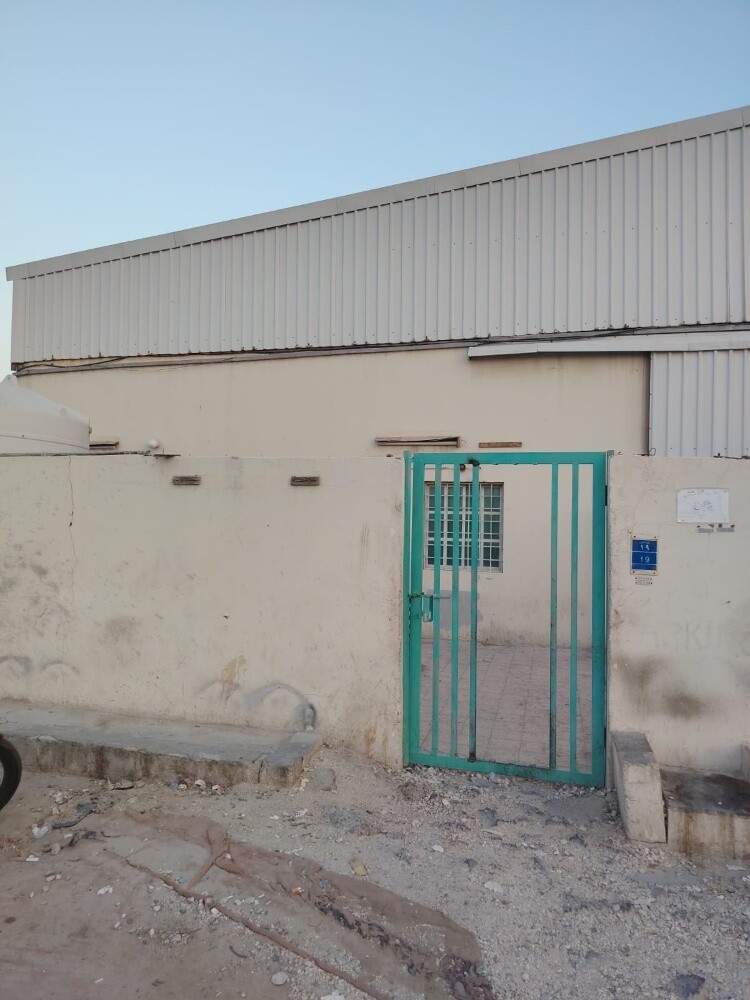 store for rent - 3