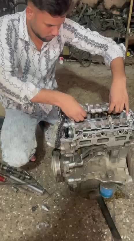 ميكانيكي سيارات - 1
