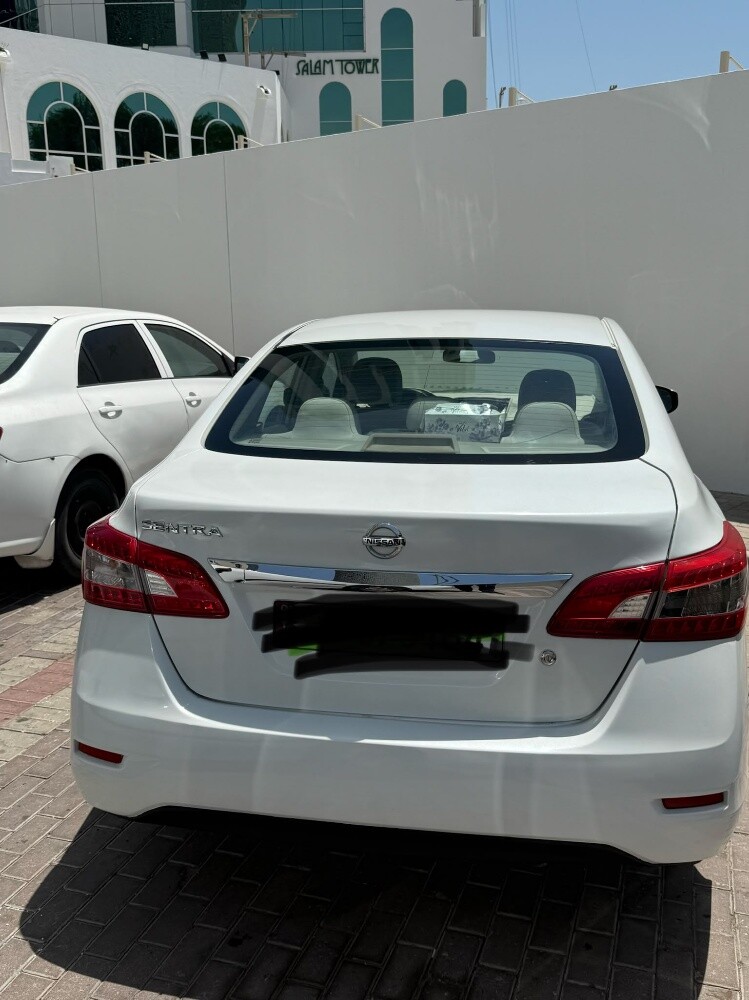 نيسان - 3