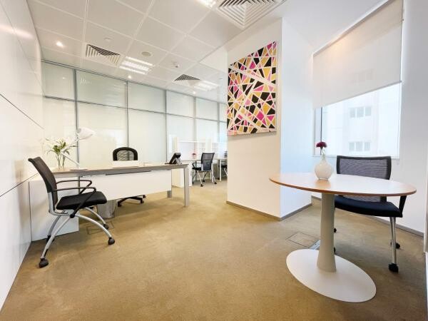PREMIUM PRIVATE OFFICE FOR RENT - 2