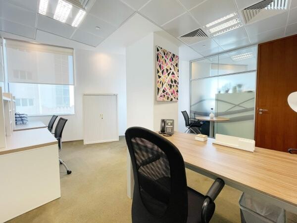 PREMIUM PRIVATE OFFICE FOR RENT - 1
