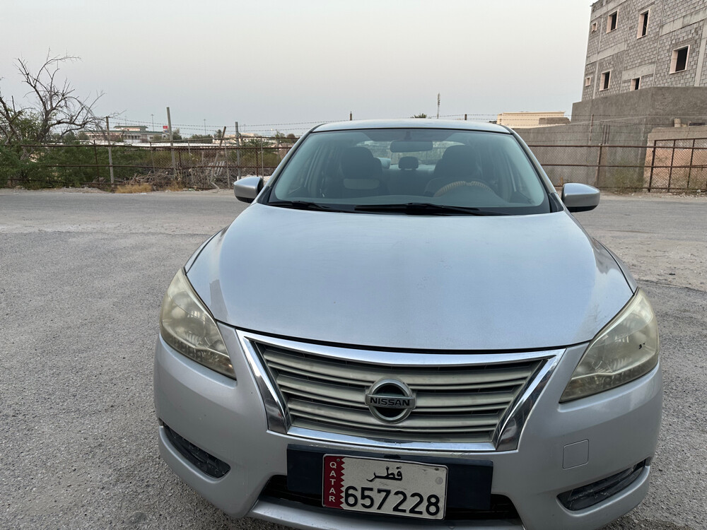 Nissan Sentra - 2