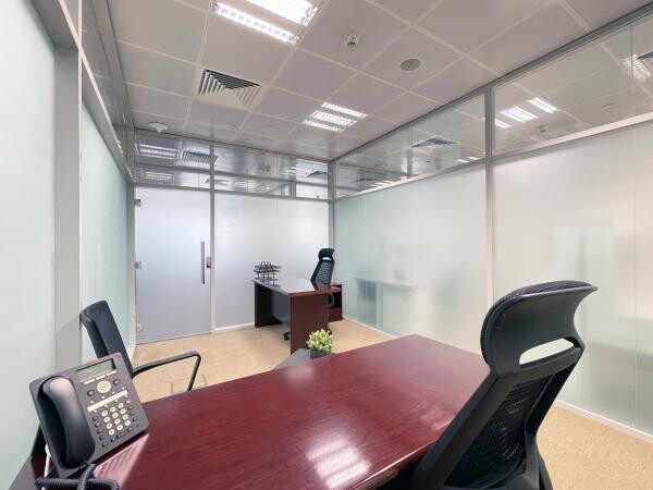 PREMIUM PRIVATE OFFICE FOR RENT - 1