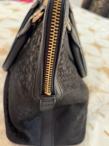  Pre-Loved Authentic DKNY Classics - 7