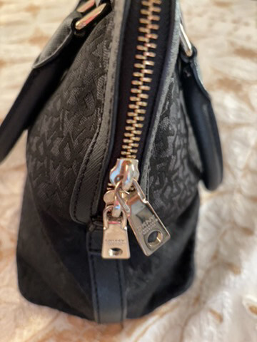  Pre-Loved Authentic DKNY Classics - 5