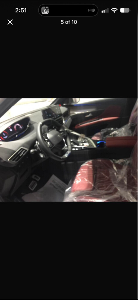 Peugeot 5008 2022 new 2000km only  - 3