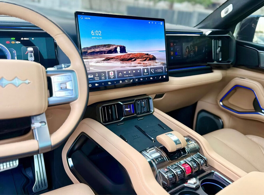 BYD Leopard 8 flagship 2025 - 13
