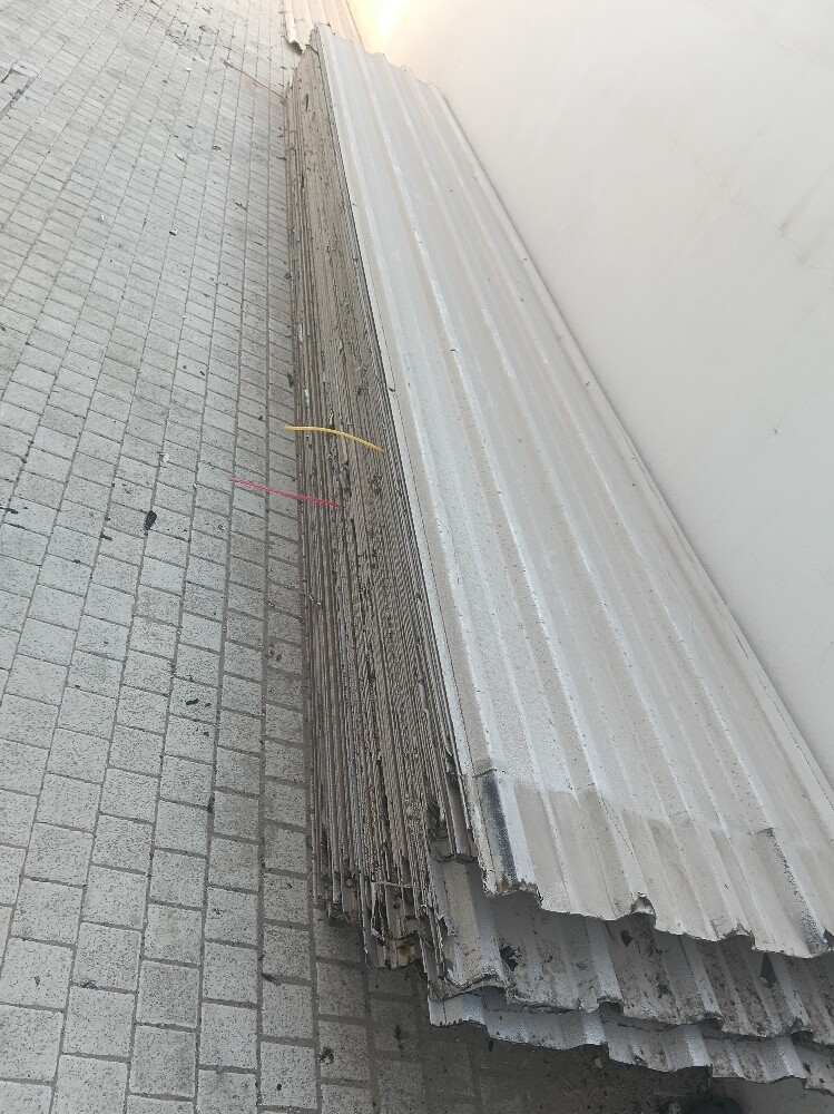 Used Italian corrugated metal sheet - 12