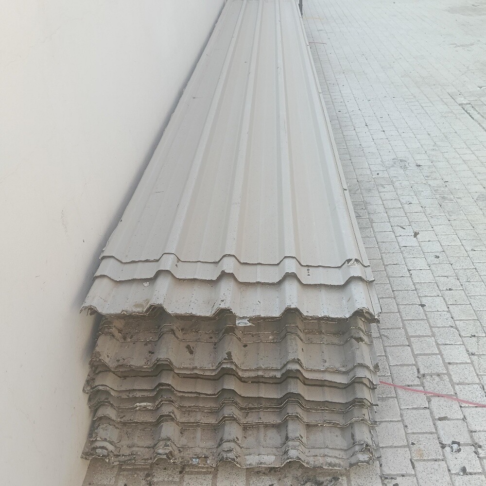 Used Italian corrugated metal sheet - 2