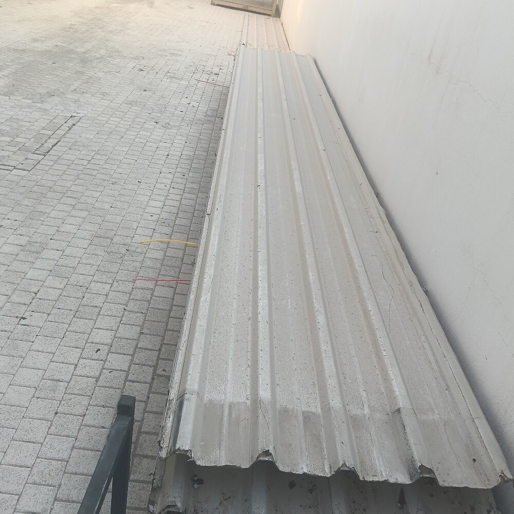 Used Italian corrugated metal sheet - 5