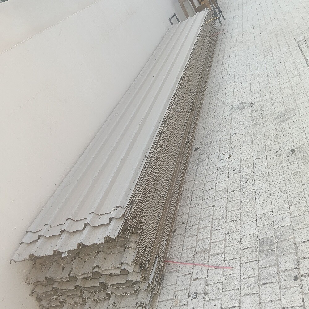 Used Italian corrugated metal sheet - 3