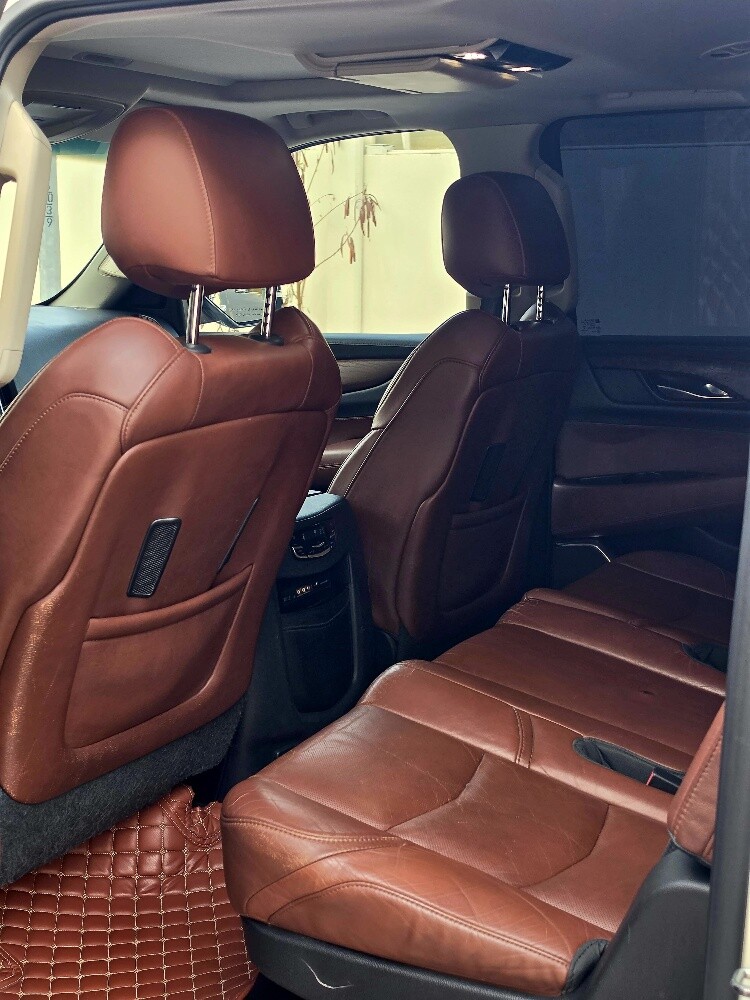 ESCALADE 2015 LONG - 7
