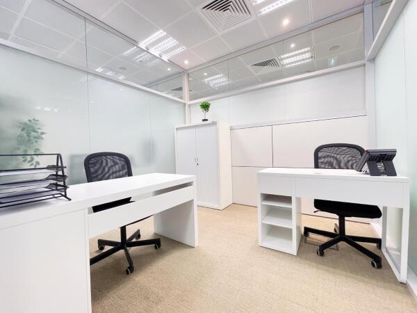 PREMIUM PRIVATE OFFICE FOR RENT - 3
