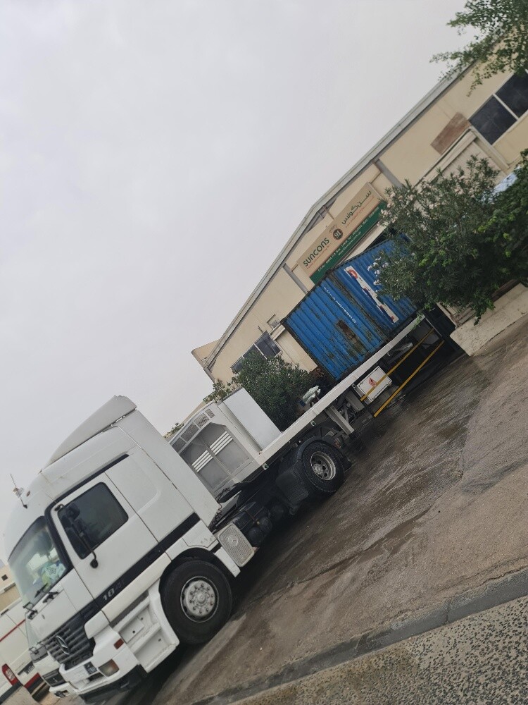 شاحنة مع سطحه - 2
