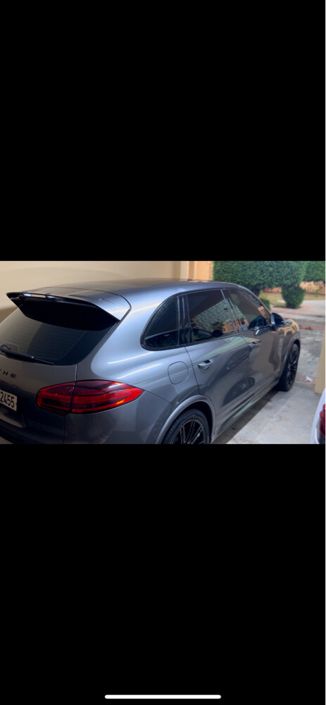 Porsche Cayenne Turbo Under Warrant - 1