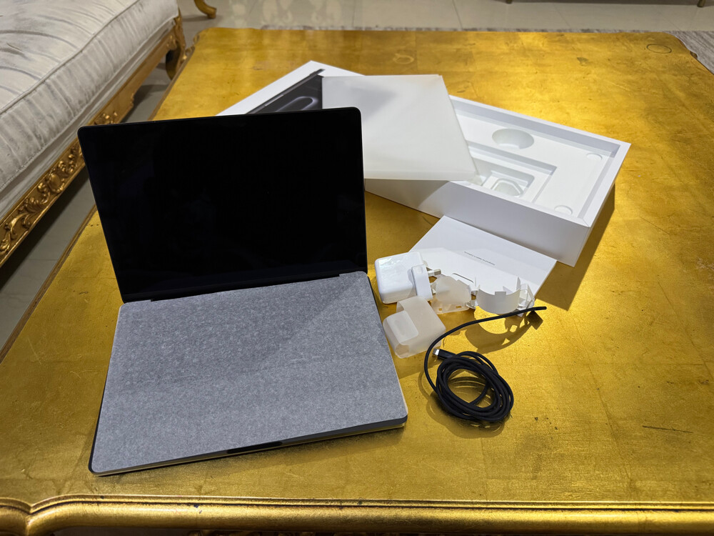 Apple MacBook Pro M5 - 3