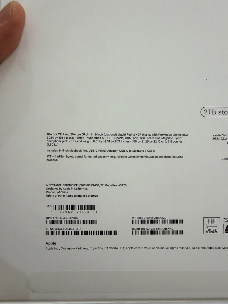 MacBook Pro 14 M5 24GB 2TB Black - 3