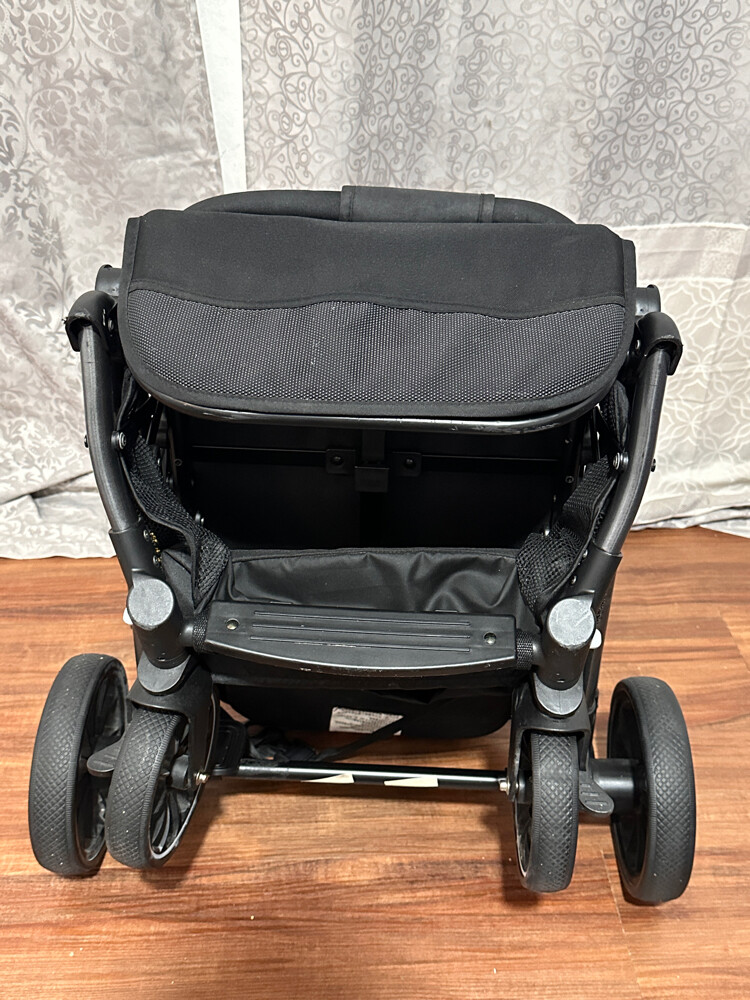 stroller - 3