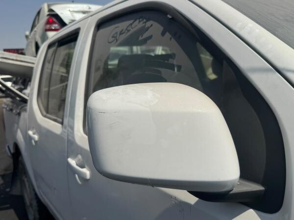 NISSAN NAVARA 2012 - 3
